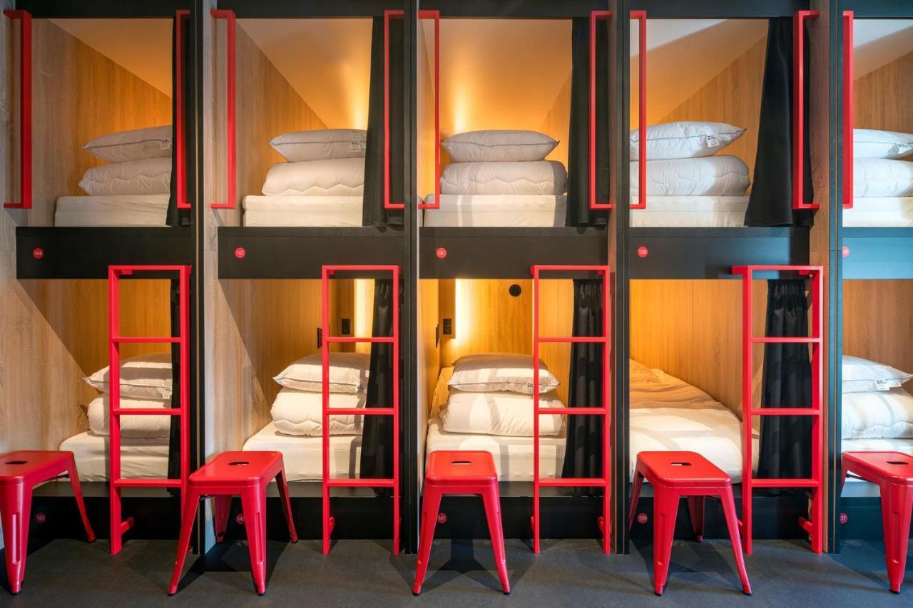 Single Bed Mixed Dormitory Room